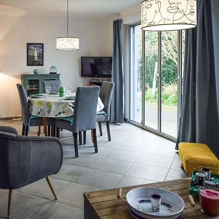 Awesome Home In Paimpol With Kitchen Екстер'єр фото